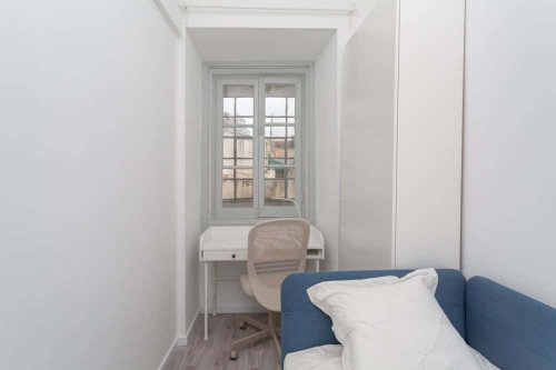 Room 2 - Rua do Desterro 9 3
