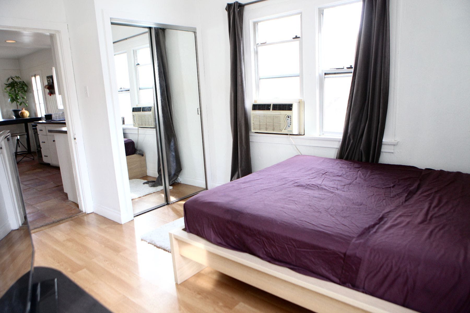  Private  -  Trendy Designed House w/ Coworking  - Gallery -  22