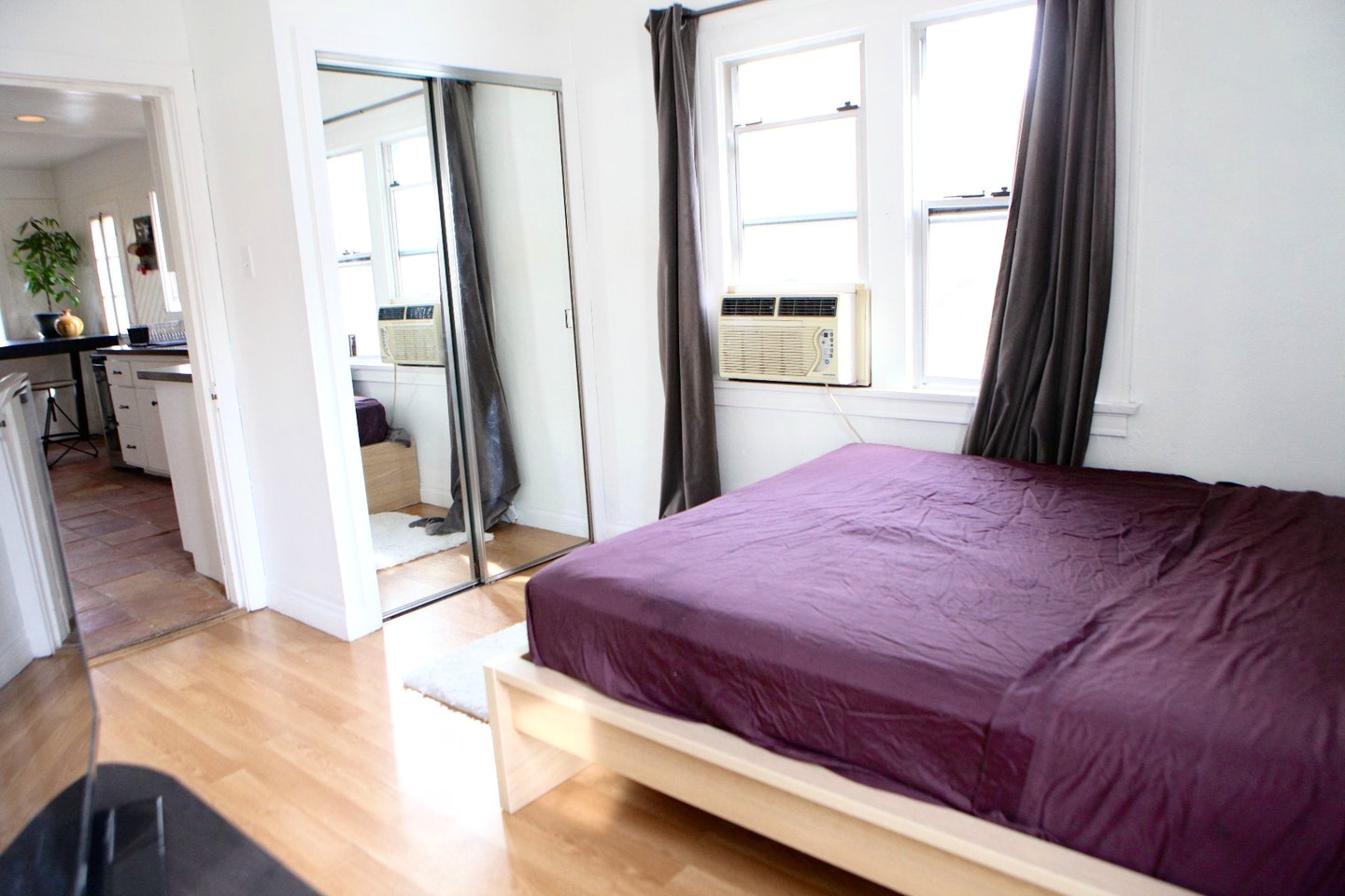  Private  -  Trendy Designed House w/ Coworking  - Gallery -  27