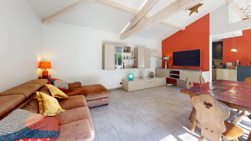 Room in Impasse Alexandre Aujas, Lyon for 145 m² with 4 bedrooms