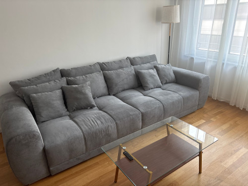 Modern Furnished 2-Room Apartment with Balcony in Frankfurt-Gallus - Gallery - 2