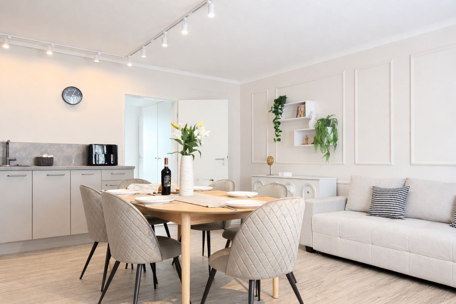 Stadtdomizil: Spacious Living With A Sauna In The Heart Of Coburg - 6