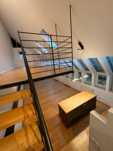 High-End Furnished Loft with Gallery, Private Garden & Carport