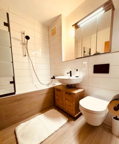 Stylish Business Apartment in Dresden | Balcony, Private Parking & Excellent Connections - Gallery - 7