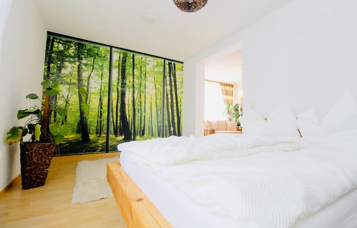Stylish Business Apartment In Dresden | Balcony, Private Parking & Excellent Connections - 7