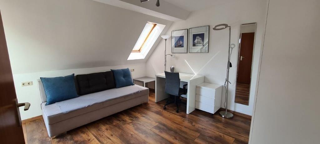 Fashionable Maisonette Apartment In Stuttgart - 8