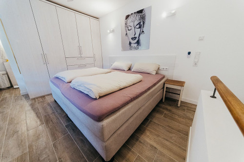 Modern apartment - first rent after core renovation; In the old town of Tübingen - Gallery - 2