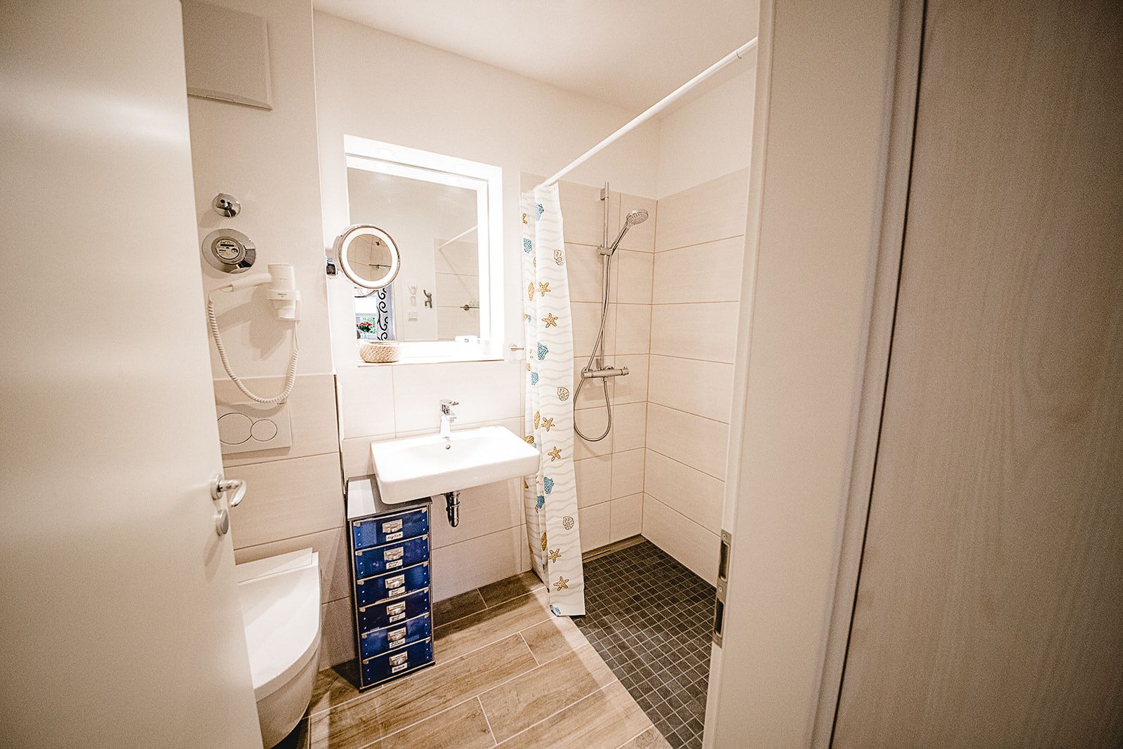 Completely Renovated Apartment In The Center Of Tübingen - 32
