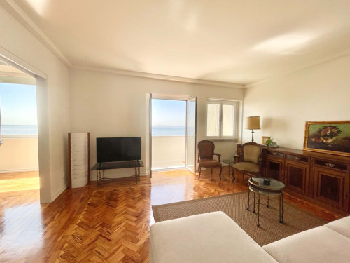 Spacious Apartment in Rua da Bica do Sapato, Lisboa for 100 m² with 2 bedrooms - Gallery - 23