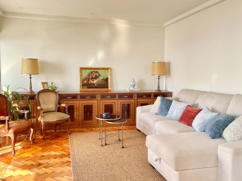 Spacious Apartment in Rua da Bica do Sapato, Lisboa for 100 m² with 2 bedrooms - Gallery - 3