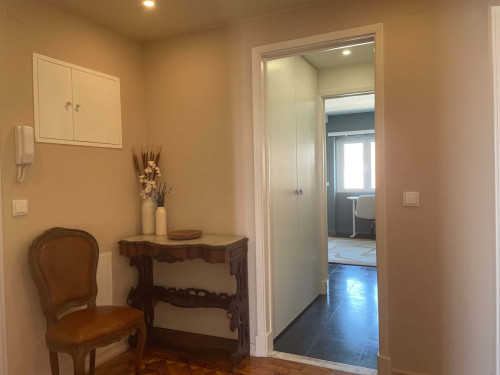 Spacious Apartment in Rua da Bica do Sapato, Lisboa for 100 m² with 2 bedrooms - Gallery - 7