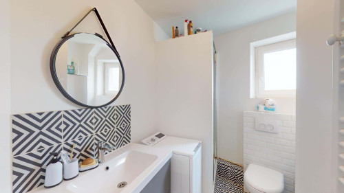 Room in Rue François Simon, Marseille for 64 m² with 4 bedrooms - Gallery - 14