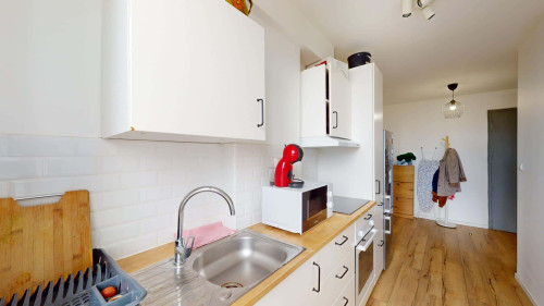 Room in Rue François Simon, Marseille for 64 m² with 4 bedrooms - Gallery - 11