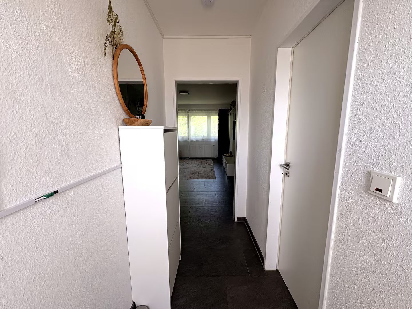 Modern Apartment | Sleeps 4, Parking - 2