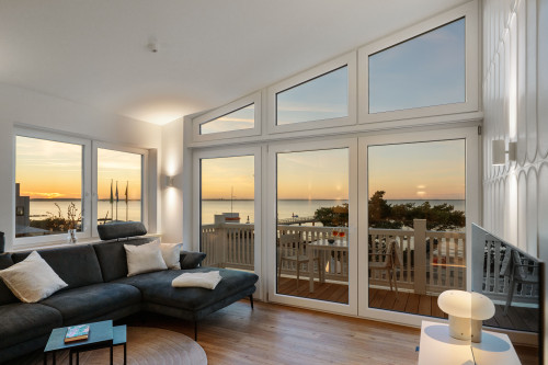 Stunning Residence with Panoramic Sea View Directly on Niendorf Beach