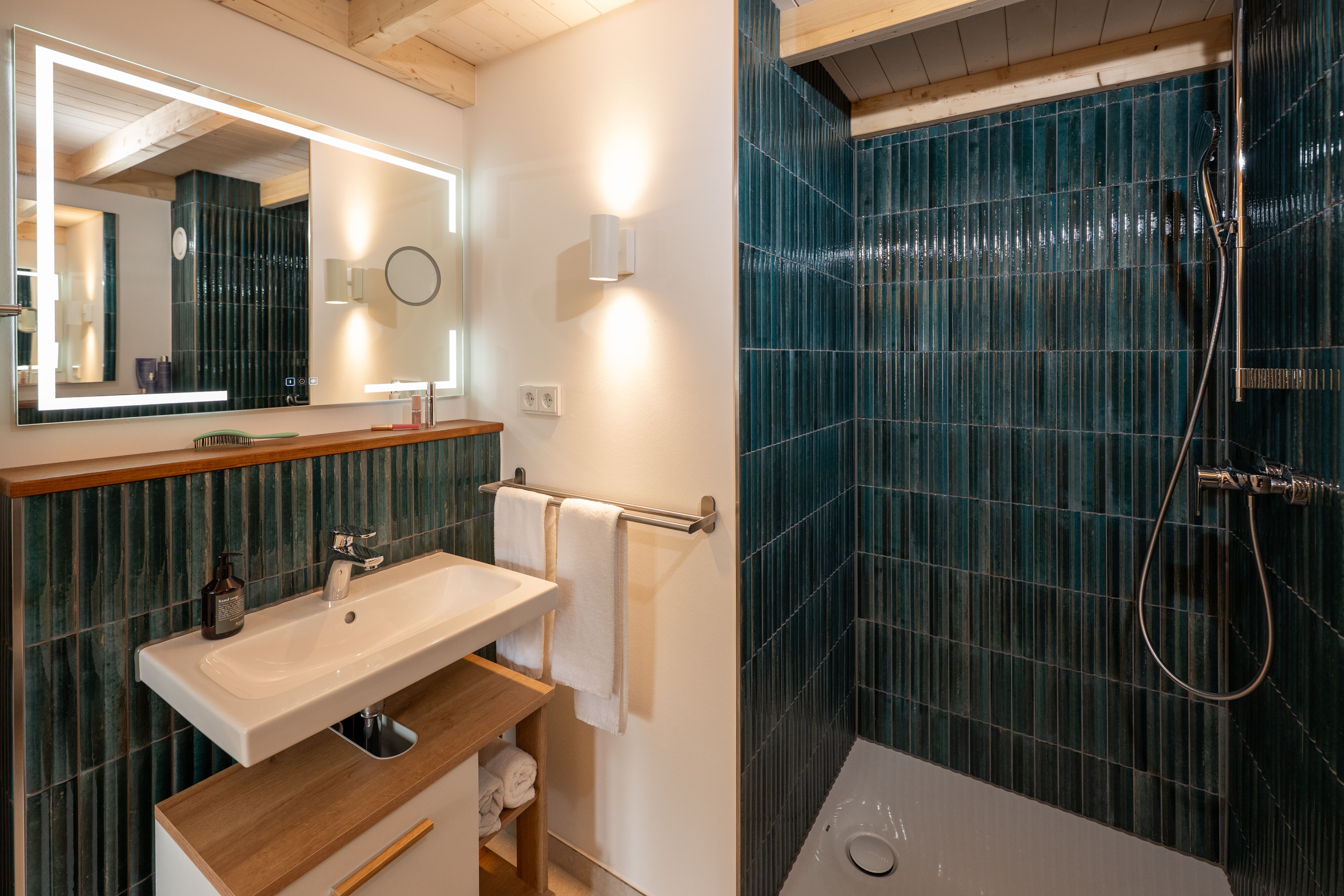Stunning Residence With Panoramic Sea View Directly On Niendorf Beach - 12