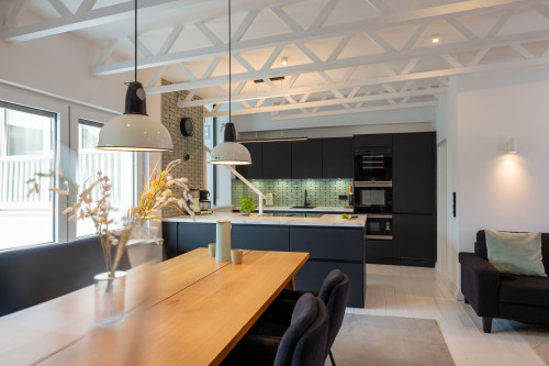 Beachfront Loft-style Design Apartment with Sauna