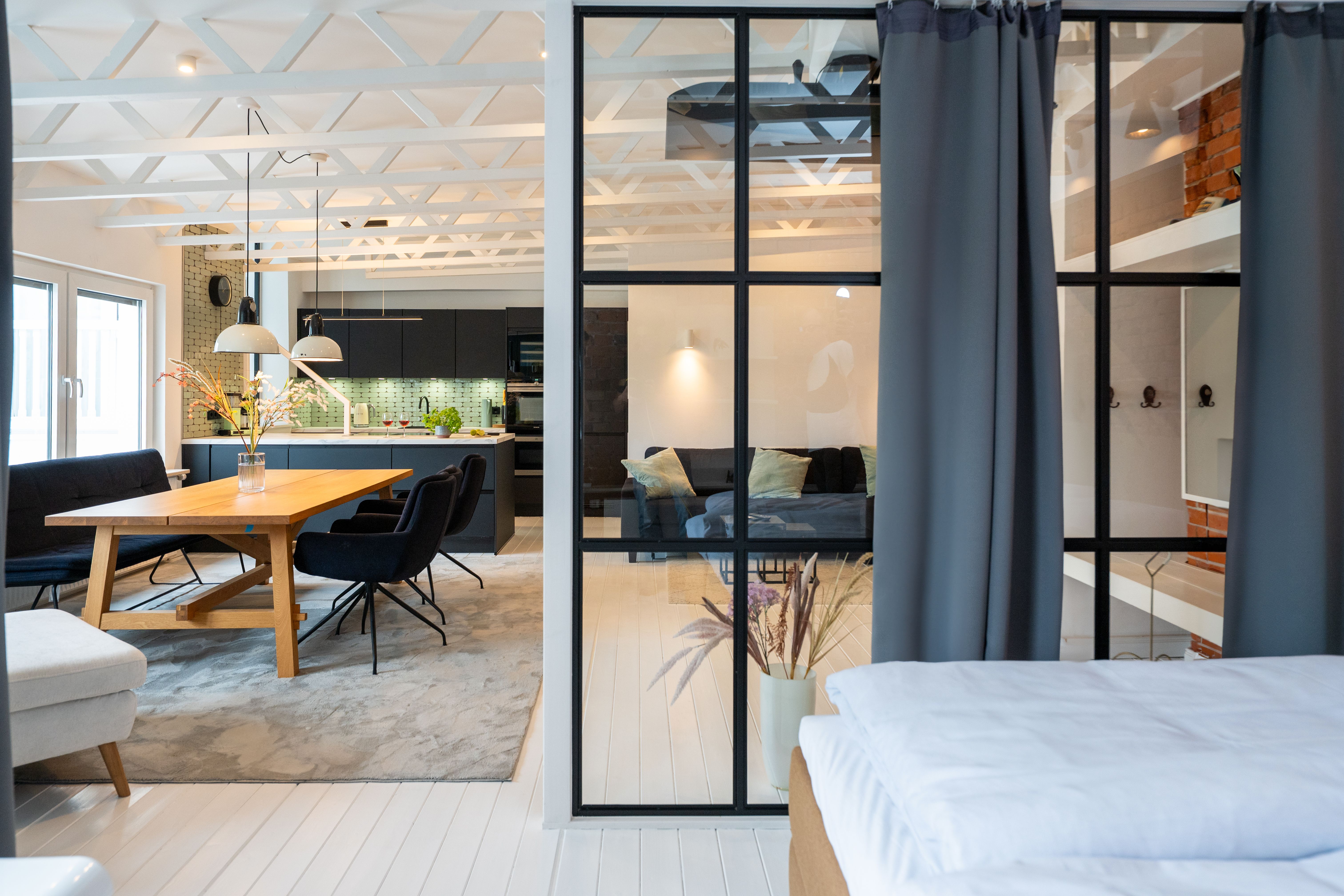 Beachfront Loft-Style Design Apartment With Sauna - 14