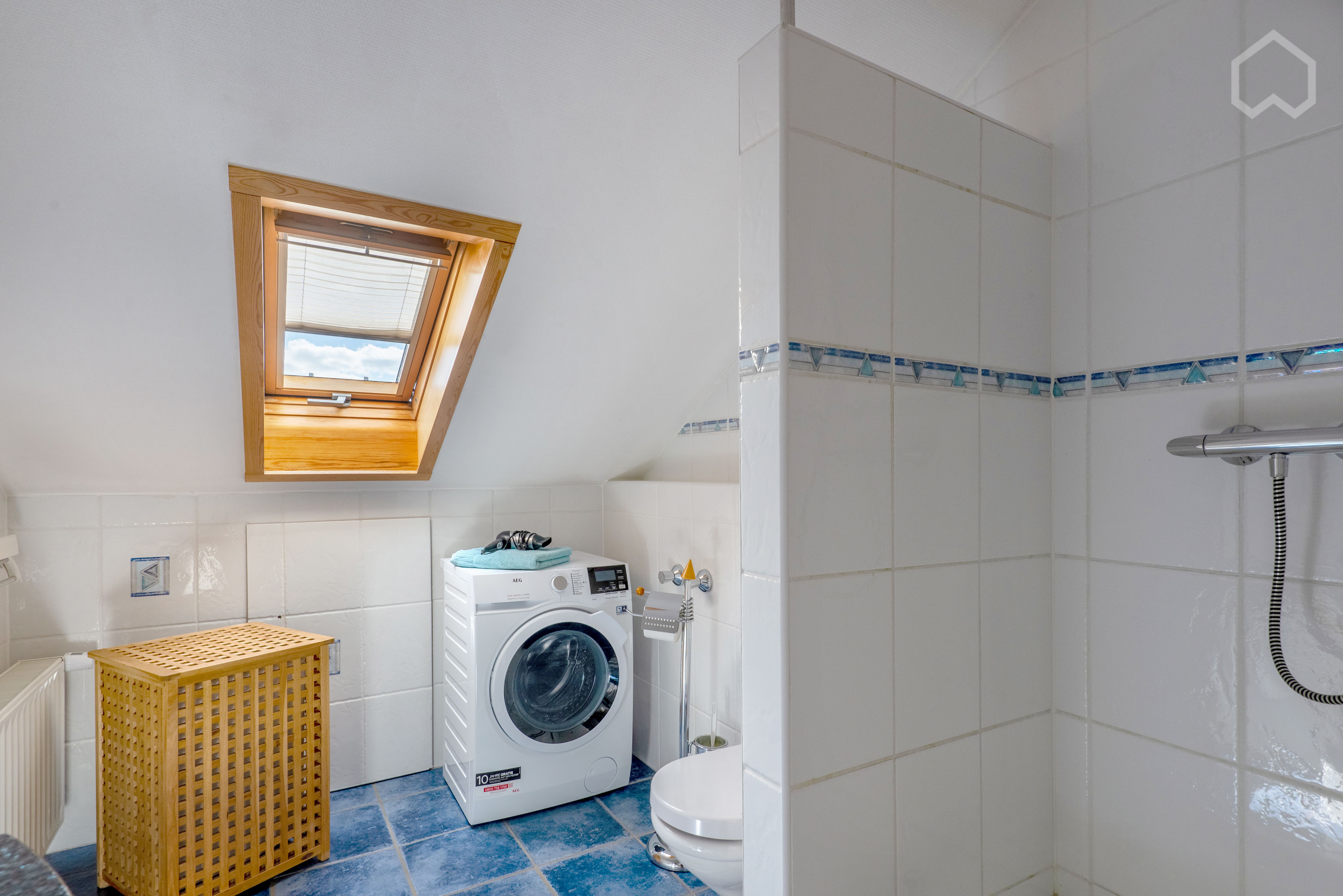 Beautiful Furnished Apartment In Bodenheim - 2