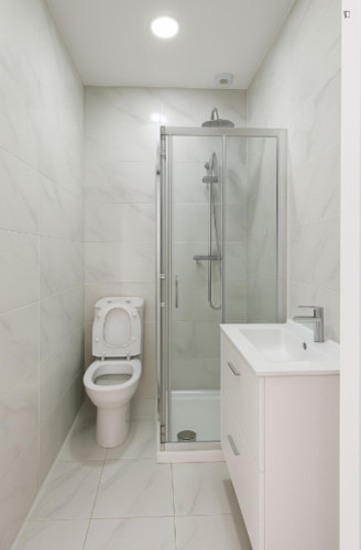 Nice Single Bedroom close to Faculty of Sciences and Technology of the University of Coimbra - Gallery - 3