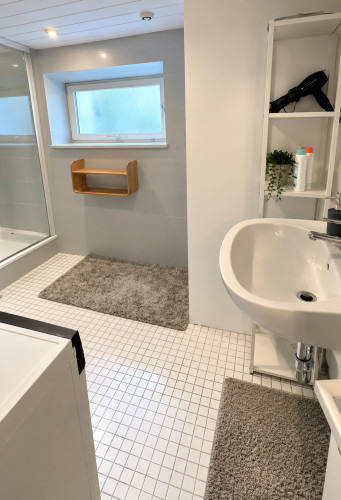 Spacious 5-Bedroom Apartment in Central Frankfurt | Zeil - Gallery - 5