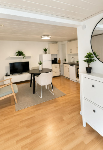 Spacious 5-Bedroom Apartment in Central Frankfurt | Zeil - Gallery - 27