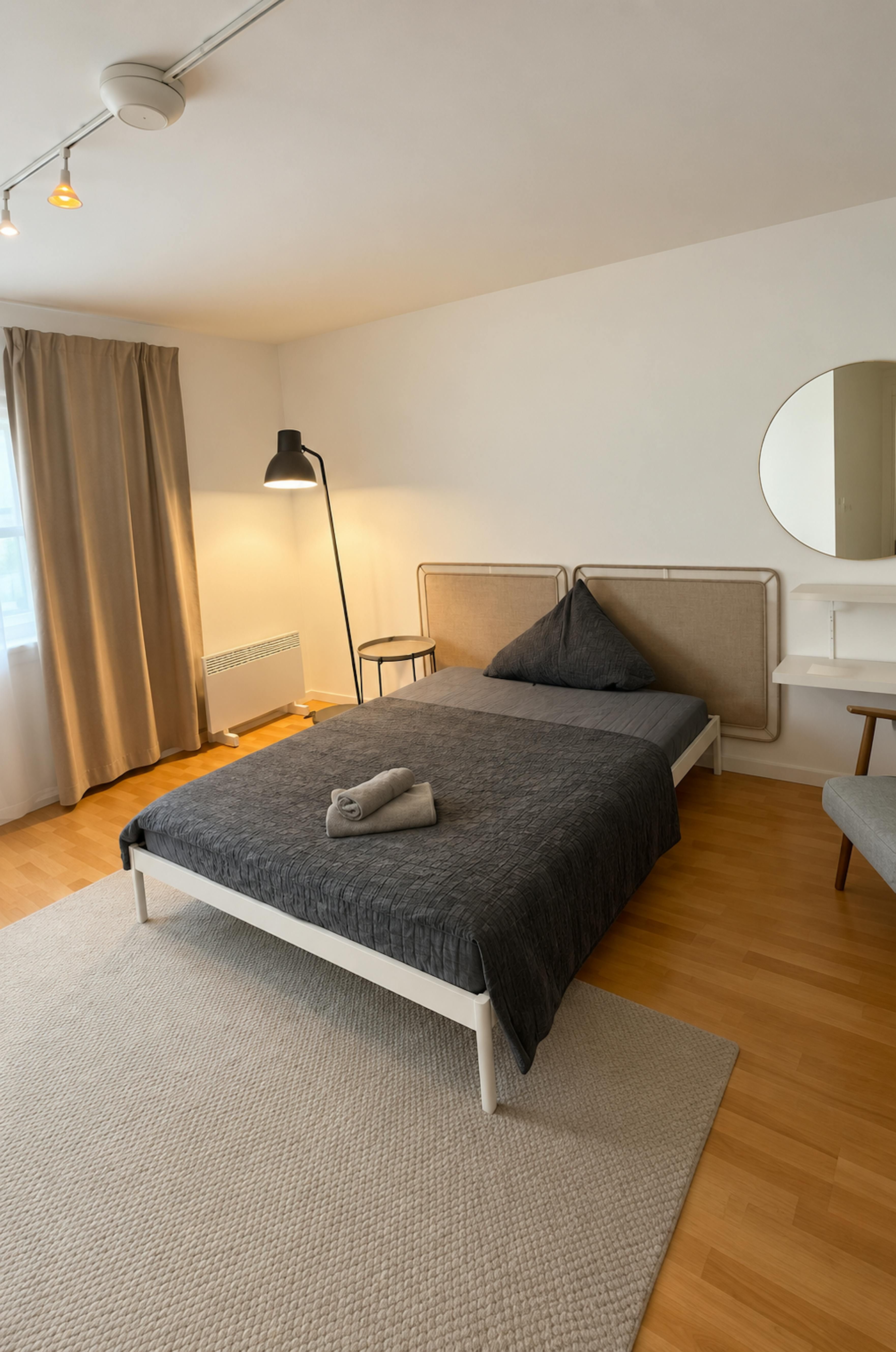 Spacious 5-Bedroom Apartment In Central Frankfurt | Zeil - 22