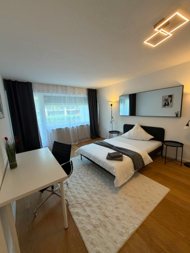 Spacious 4-Bedroom Apartment in Central Frankfurt | Zeil - Gallery - 18