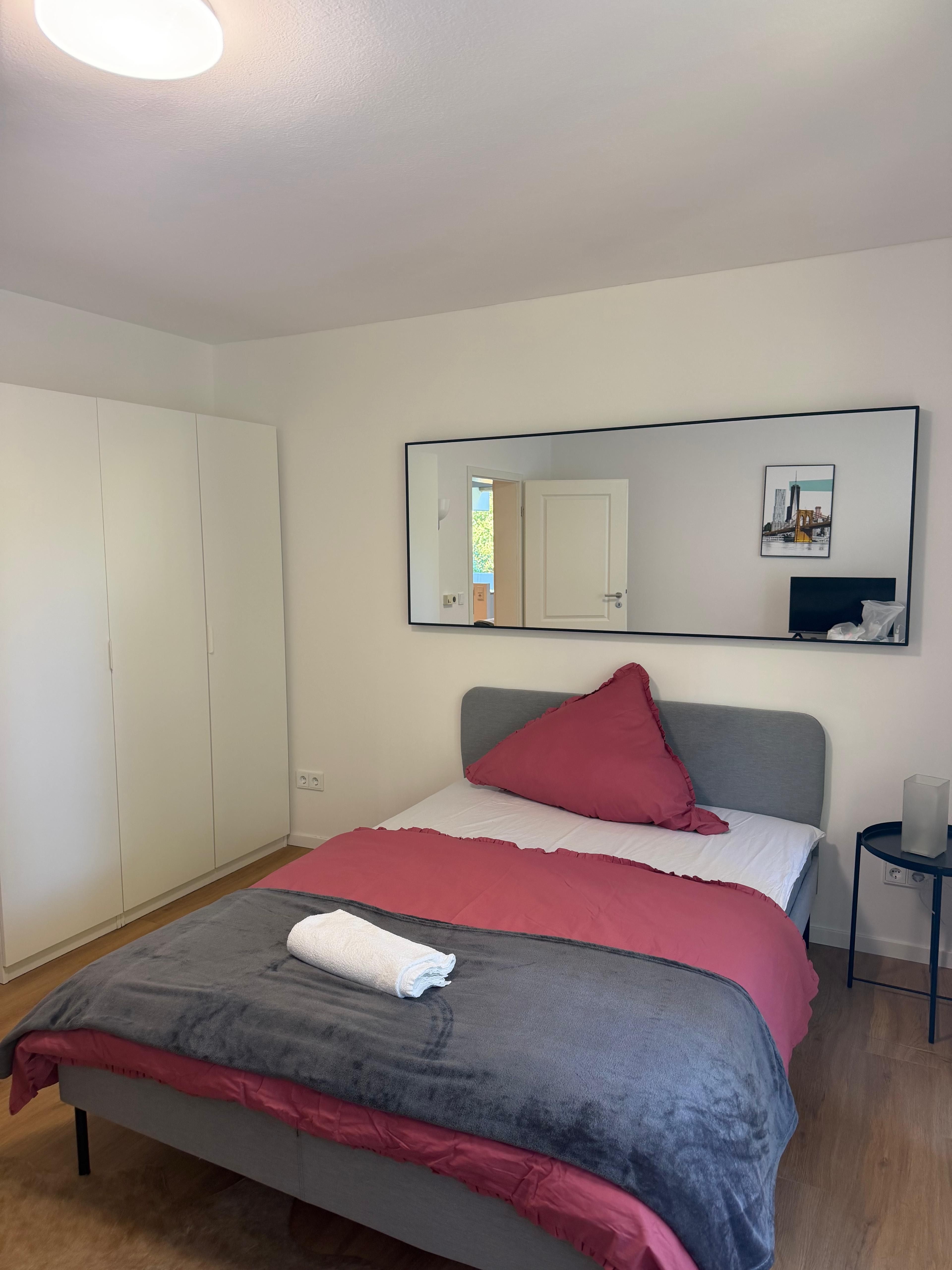Spacious 4-Bedroom Apartment In Central Frankfurt | Zeil - 17