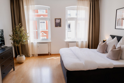 Innenstadtsuite für 4 mit Parkplatz - Gallery - 13