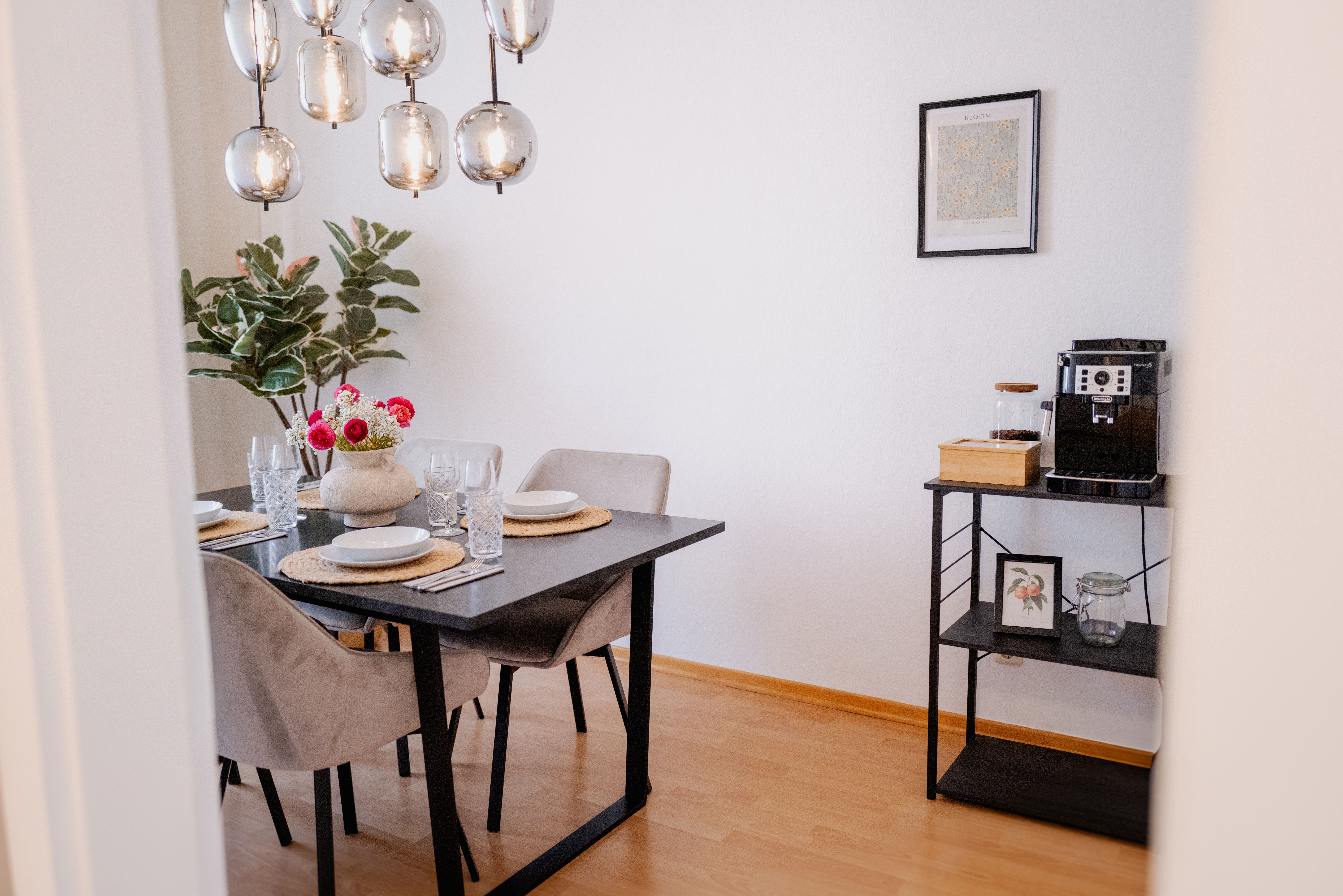 Innenstadtsuite Für 4 Mit Parkplatz - 2