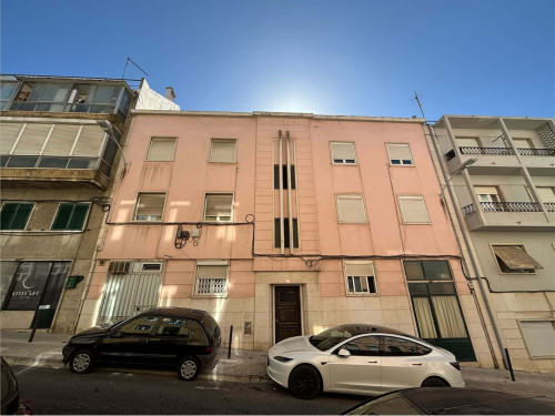 Apartment in Rua Vieira Lusitano, Lisboa for 70 m² with 2 bedrooms - Gallery - 8