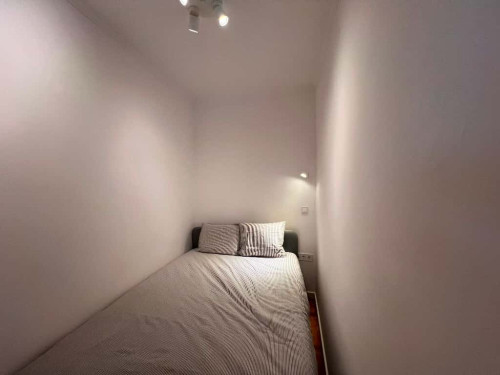 Apartment in Beco das Cruzes, Lisboa for 22 m² - Gallery - 18
