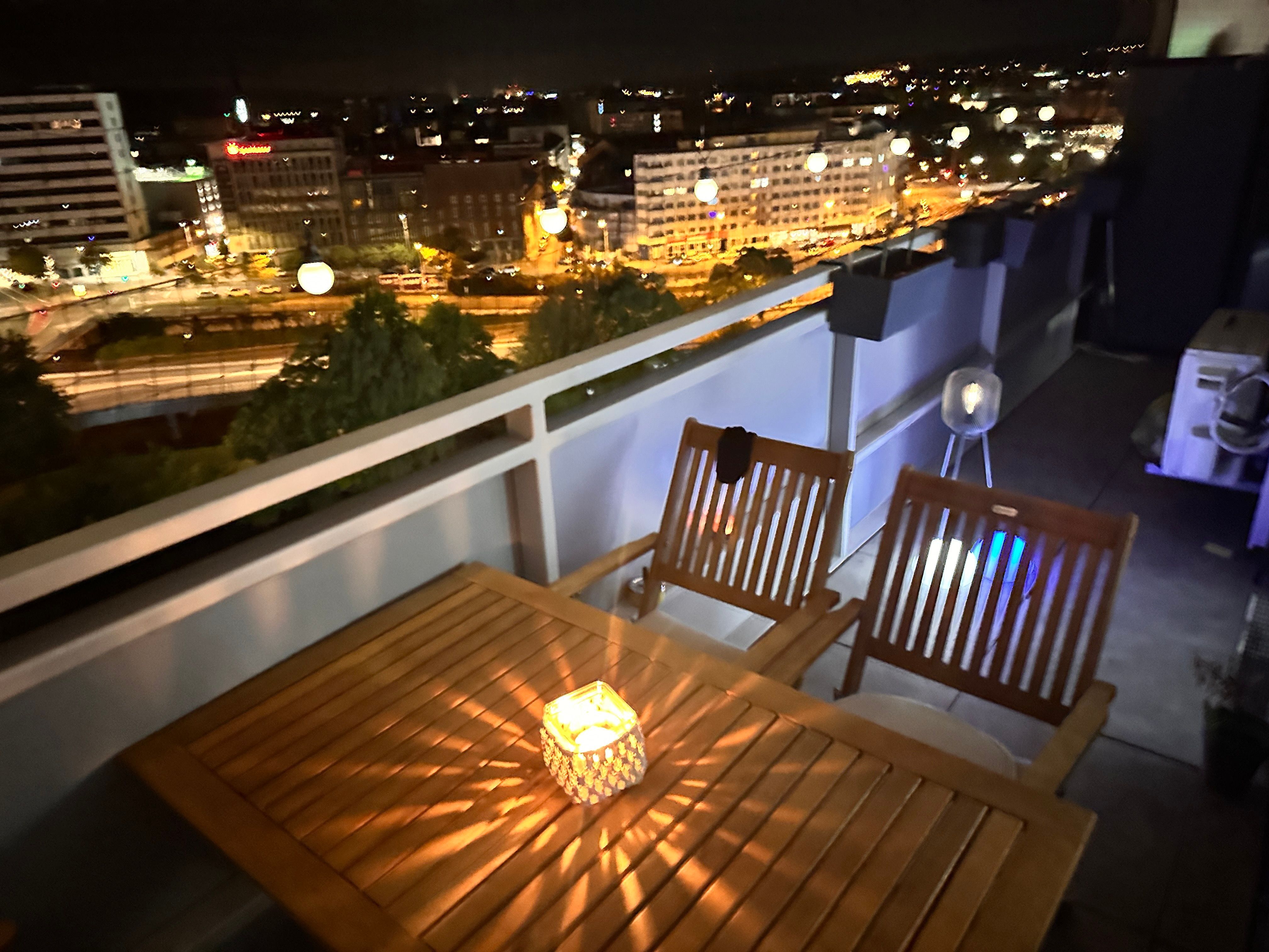 Charming Apartment Directly On The Saar – With Castle View - 26