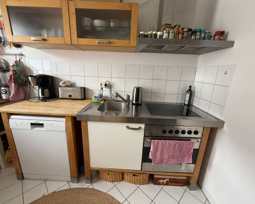 Cologne by day, nature by night – fully furnished 2.5-room apartment with balcony and underground parking - Gallery - 15