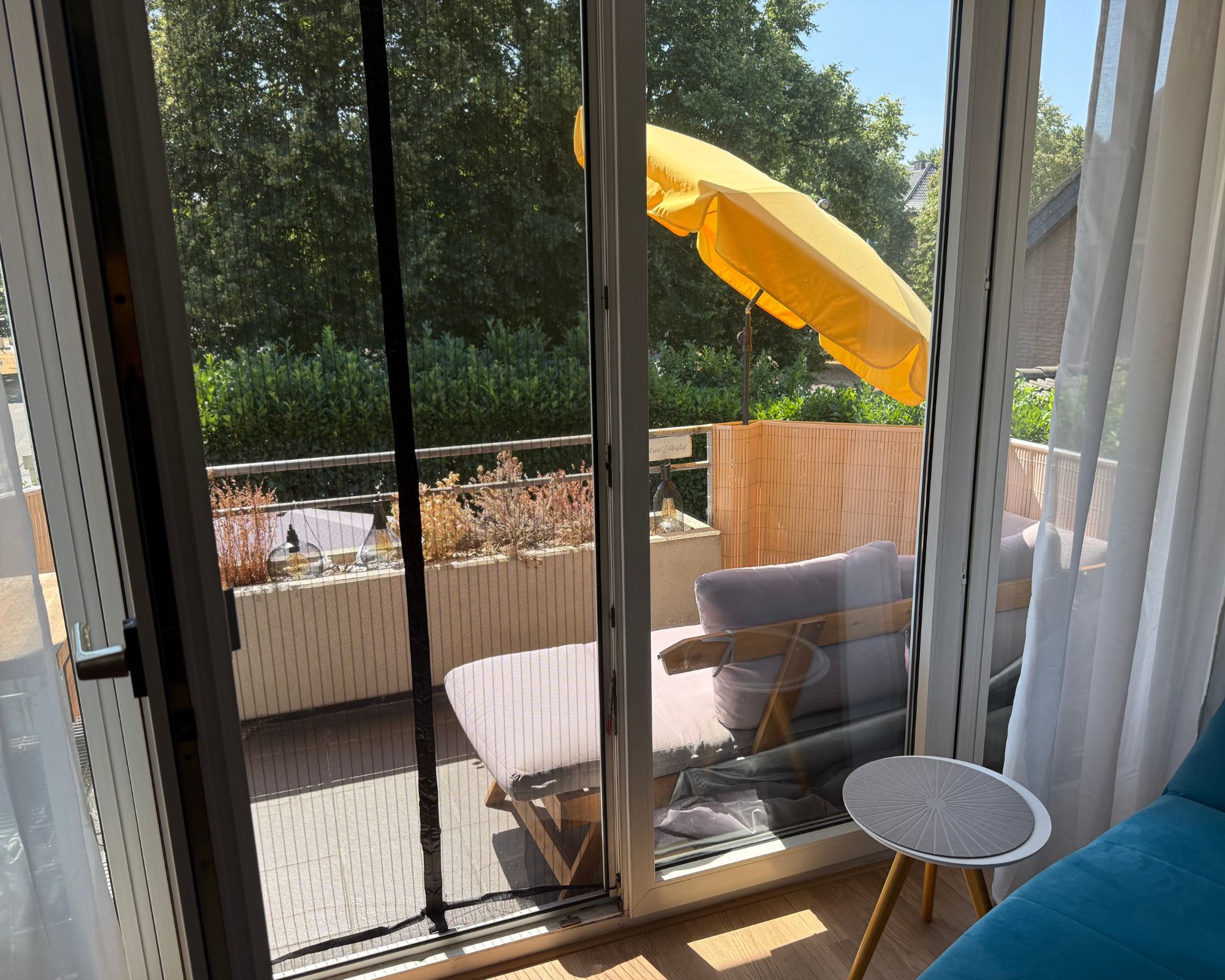 Cologne By Day, Nature By Night – Fully Furnished 2.5-Room Apartment With Balcony And Underground Pa - 4