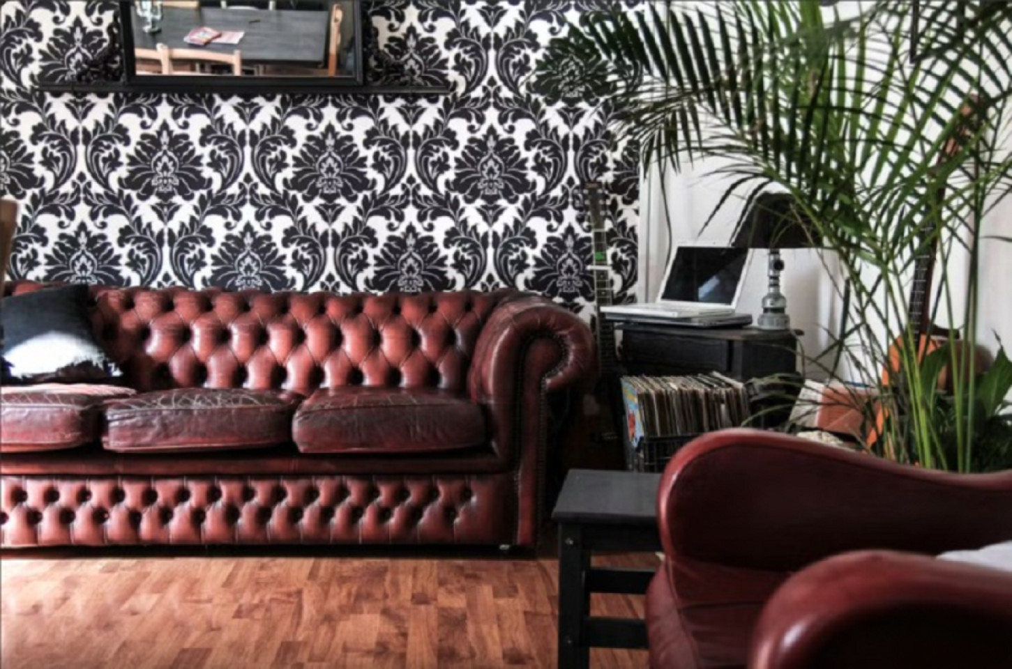 Traditional Styled Apt. w/ Coworking