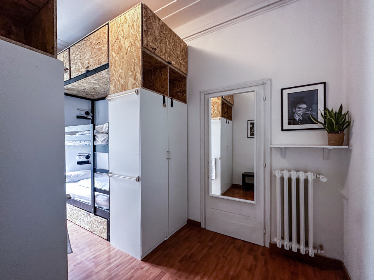 Bed In A 4-Bed Mixed Gender Room - Roman-style apartment near La Scalea del Tamburino - Gallery - 18