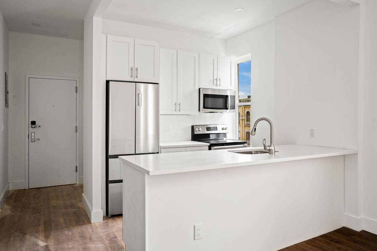 #379: Prospect Lefferts Gardens - Full Bedroom B - 15