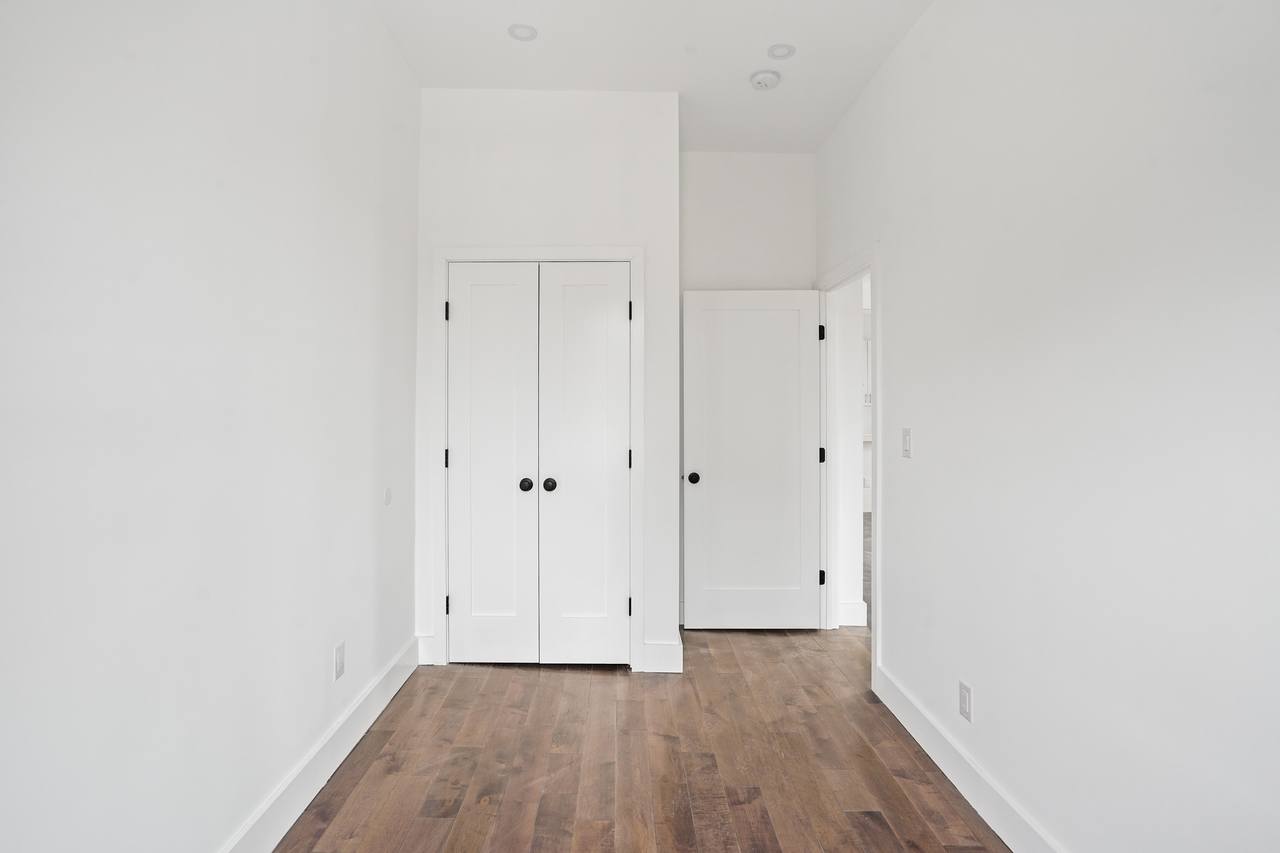#379: Prospect Lefferts Gardens - Full Bedroom C - 15
