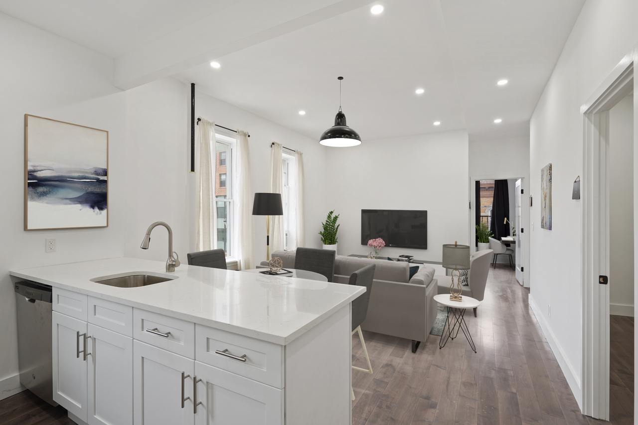 #379: Prospect Lefferts Gardens - Queen Bedroom D - 12