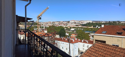 Irresistible 3 Bedroom Apartment with a terrace close to Polytechnic Institute of Coimbra - Gallery - 2
