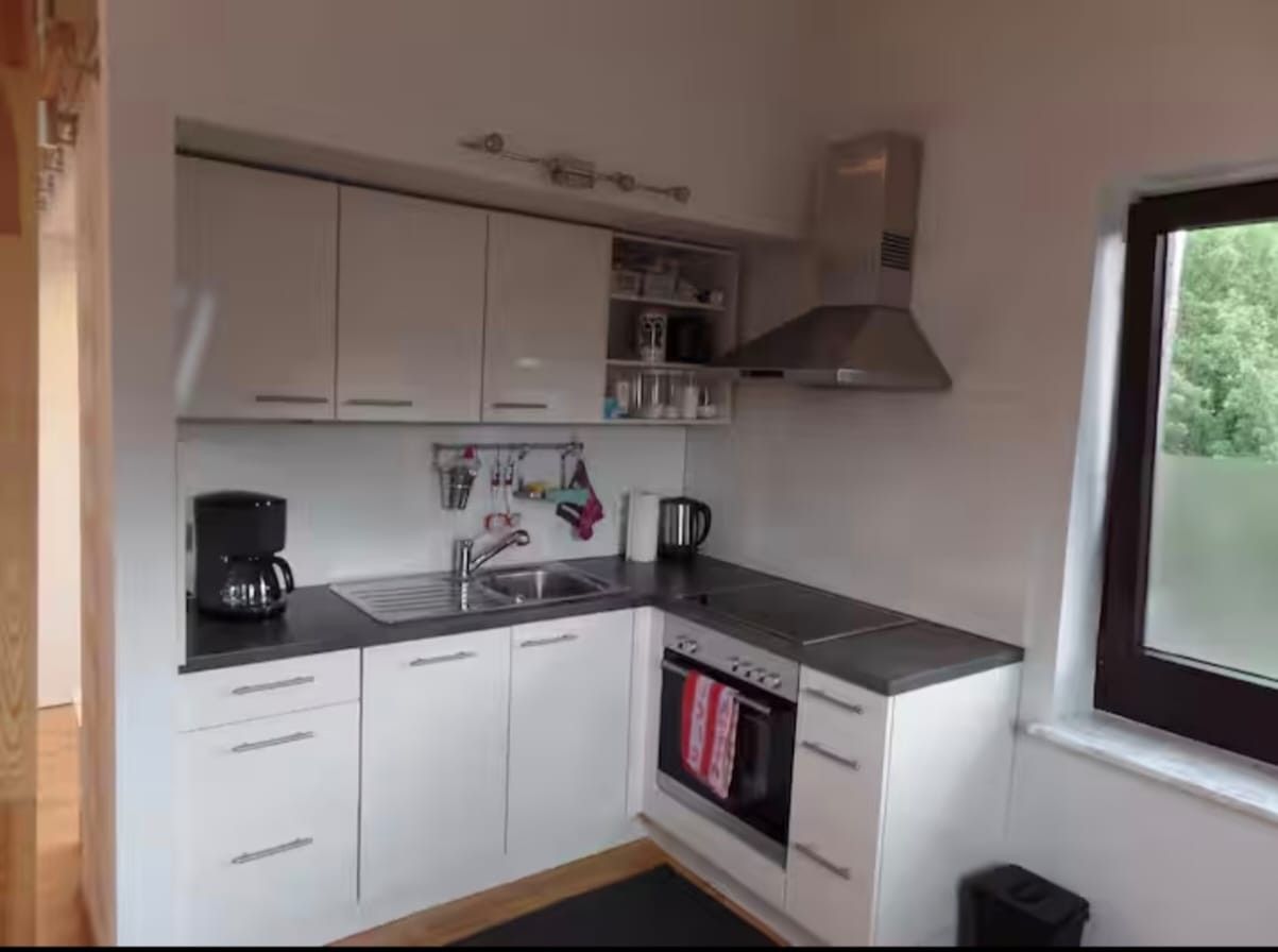 Bright Attic Studio In Cologne-Höhenhaus With Balcony And WiFi - 5