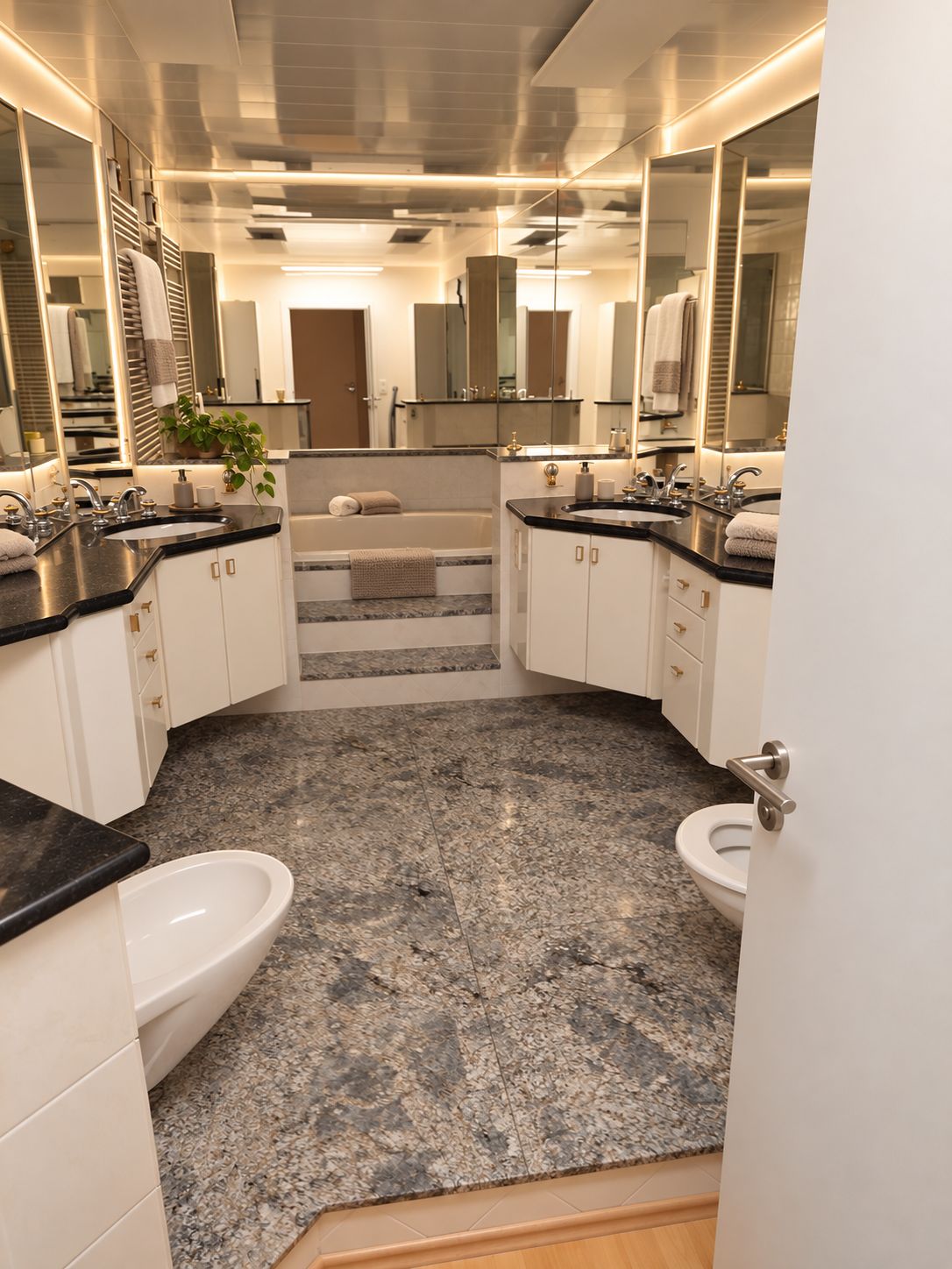4 Bedrom Apartment With Kitchen And 2 Bathrooms - 3