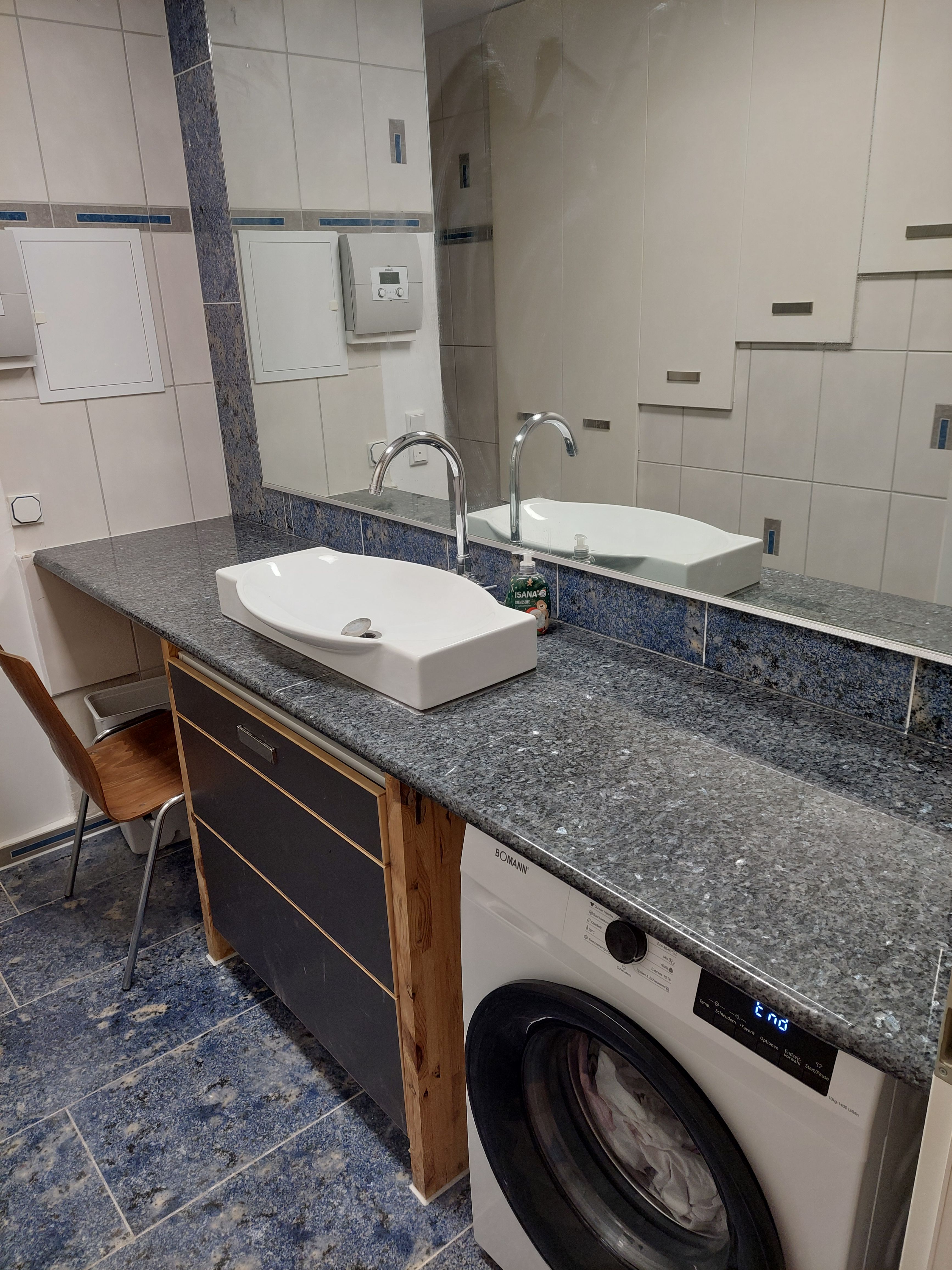 4 Bedrom Apartment With Kitchen And 2 Bathrooms - 5