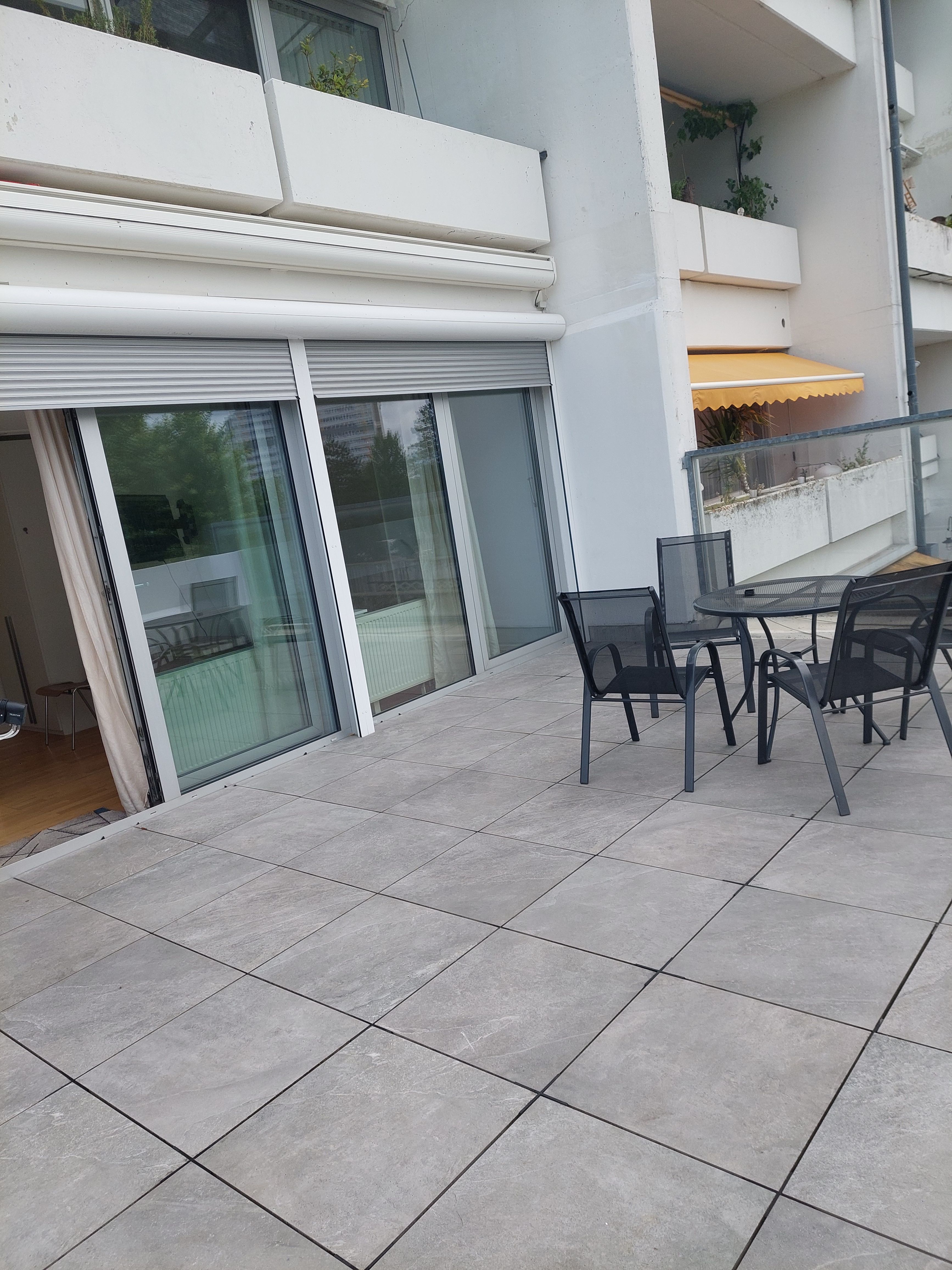4 Bedrom Apartment With Kitchen And 2 Bathrooms - 11