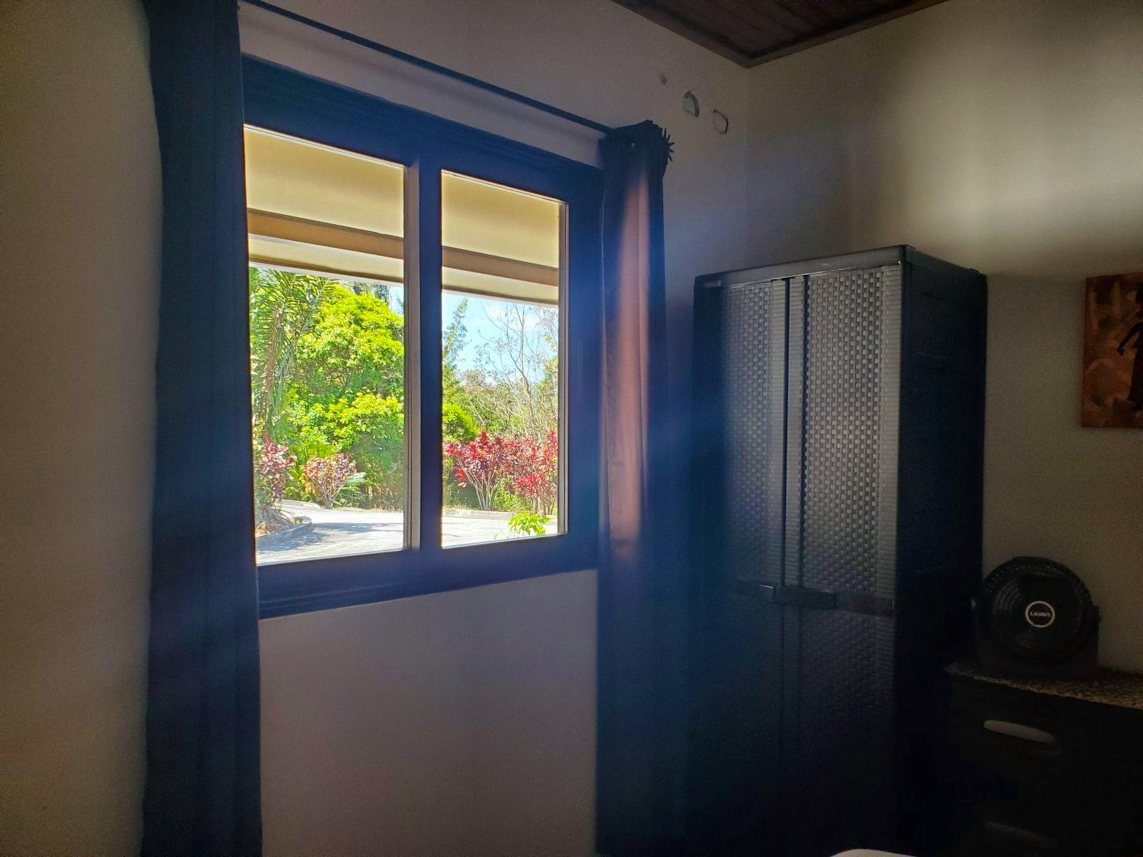 Downstairs Private W/ Ensuite - Traditional Country House w/ Coworking - Gallery - 27