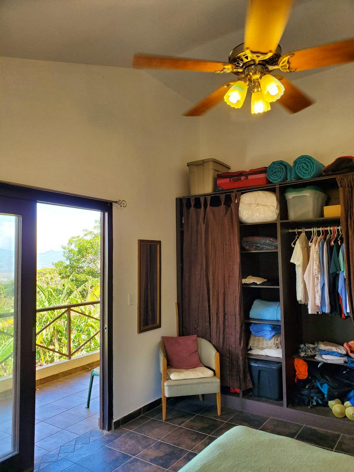 Private - Upstairs - Traditional Country House w/ Coworking - Gallery - 39