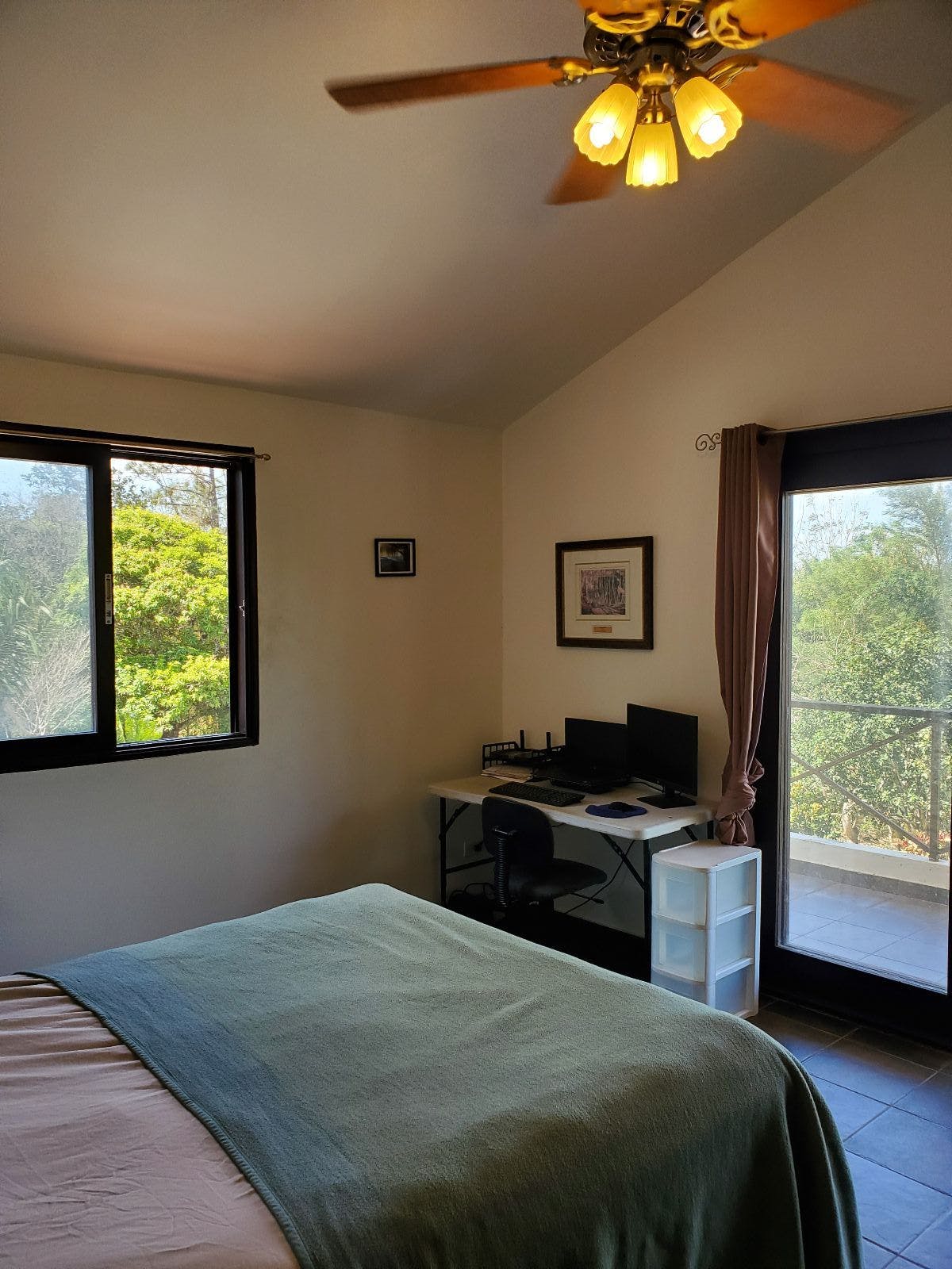 Private - Upstairs - Traditional Country House w/ Coworking - Gallery - 20