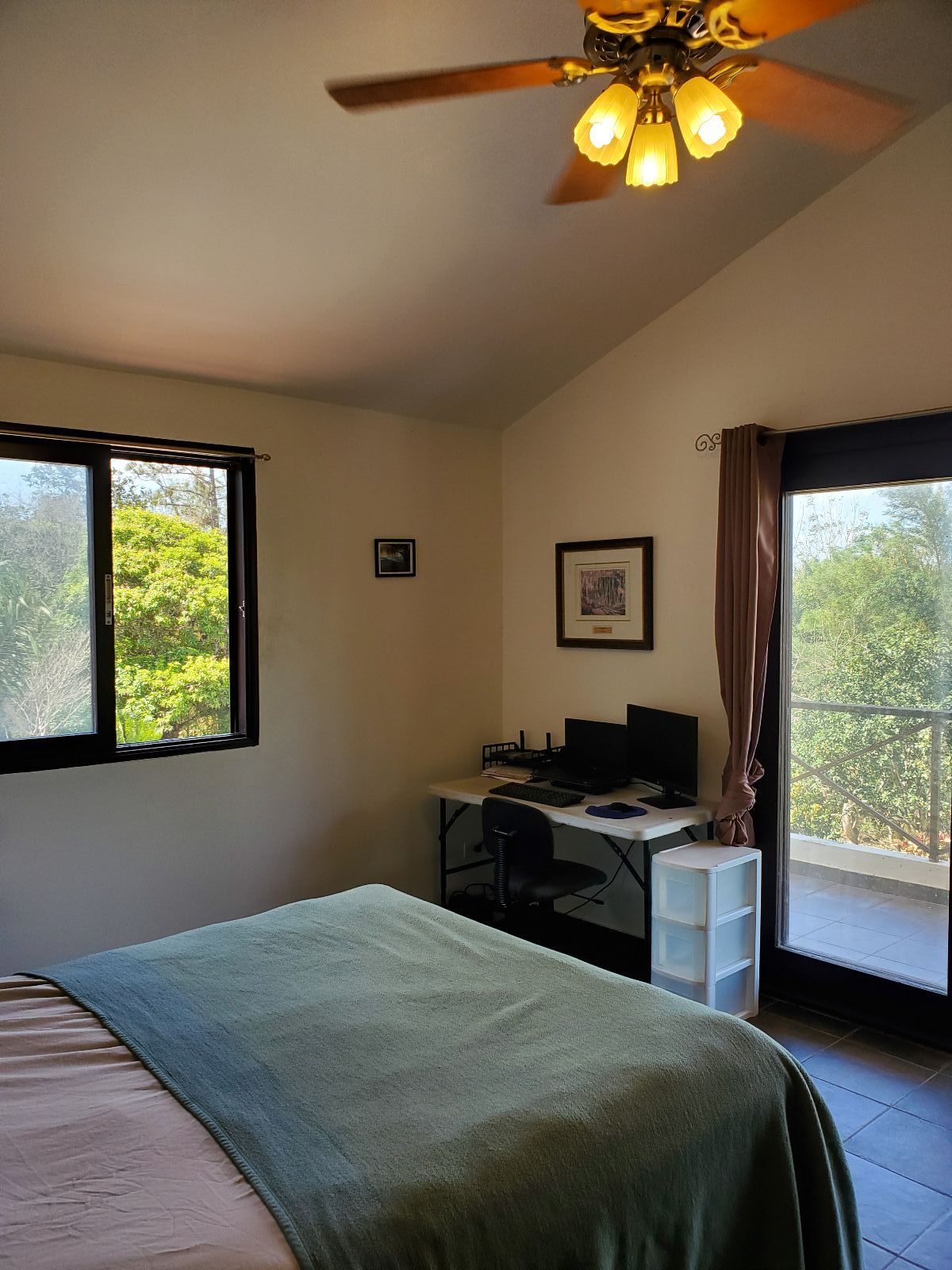 Private - Upstairs - Traditional Country House w/ Coworking - Gallery - 48